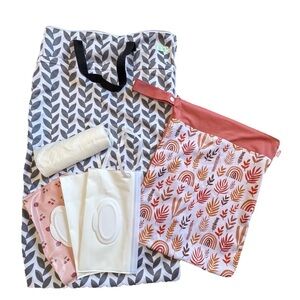 Cloth Diaper Wet Bags Lot  Large & Medium With Wipe Dispenser &  Bamboo Liner